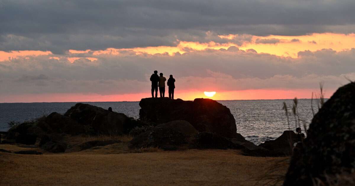 白浜野島崎の日の出